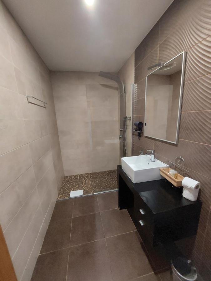 فندق Dobau Casas فييرا دو مينهو المظهر الخارجي الصورة
